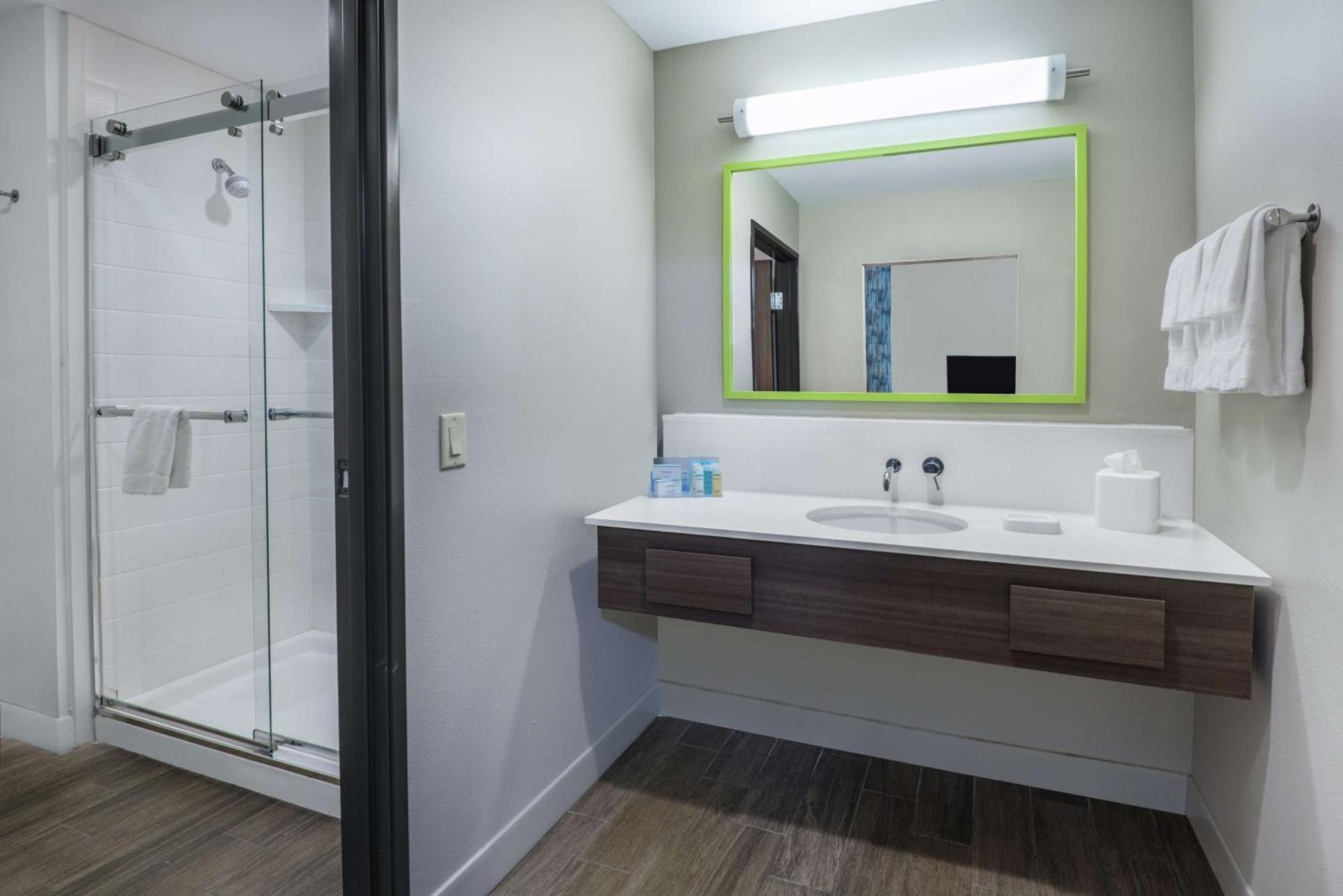 Hampton & By Hilton-corpus Christi Portland,tx Portland